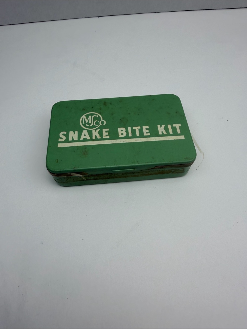 Original Vintage MFO First Aid SNAKE BITE OUTFIT KIT w Contents OLD Tin Can